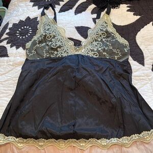 Adorable Cami w/Lace Overlay